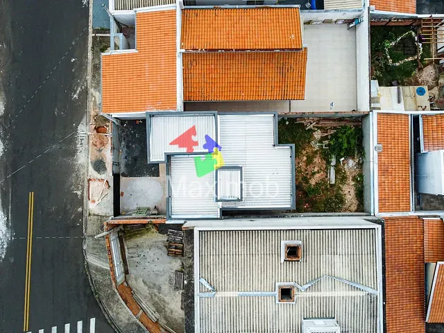 Casa com 160m² 2 quartos e 1 banheiro, à venda, no bairro Loteamento Residencial Jardim Esmeralda em Itapira