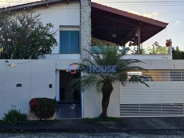 Casa 4 quartos e 5 banheiros, à venda, no bairro Nossa Senhora da Vitória em Ilhéus