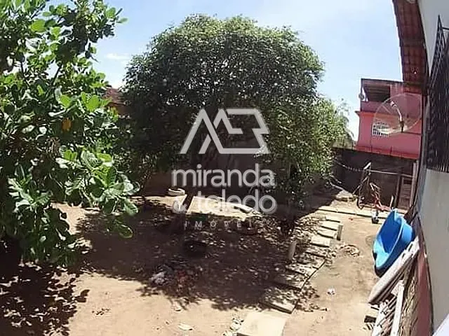 Casa com 945m² 4 quartos e 5 banheiros, à venda, no bairro Santa Mônica em Guarapari
