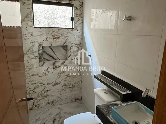 Casa 3 quartos e 2 banheiros, à venda, no bairro Jardim Riviera em Aparecida de Goiânia