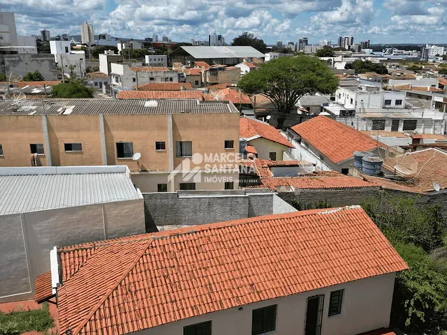 Casa com 1200m², para alugar, no bairro Alto Maron em Vitória da Conquista