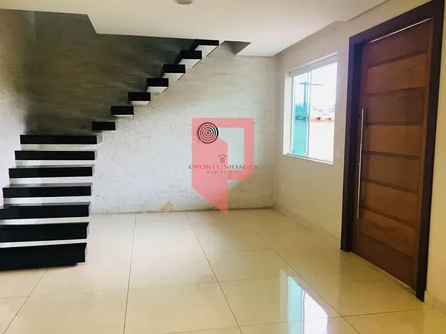Casa com 330m² 4 quartos e 3 banheiros, à venda, no bairro Aparecida em Belo Horizonte