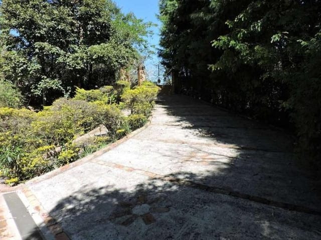 Casa com 5423m² 2 quartos e 4 banheiros, à venda, no bairro Vila Real Moinho Velho em Embu das Artes