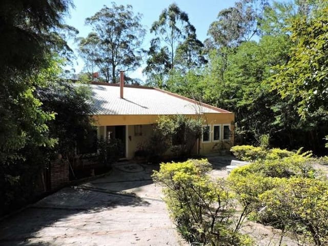 Casa com 5423m² 2 quartos e 4 banheiros, à venda, no bairro Vila Real Moinho Velho em Embu das Artes