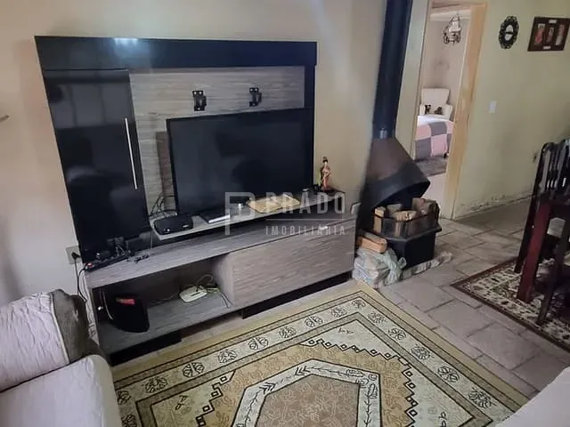 Casa com 262m² 3 quartos e 2 banheiros, à venda, no bairro Três Vendas em Pelotas