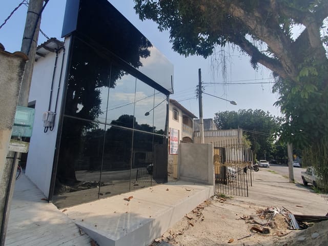 Casa para alugar, no bairro Santa Cruz em Rio de Janeiro
