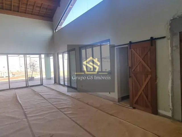 Casa com 800m² 3 quartos e 4 banheiros, à venda, no bairro Distrito Industrial Benedito Storani em Vinhedo