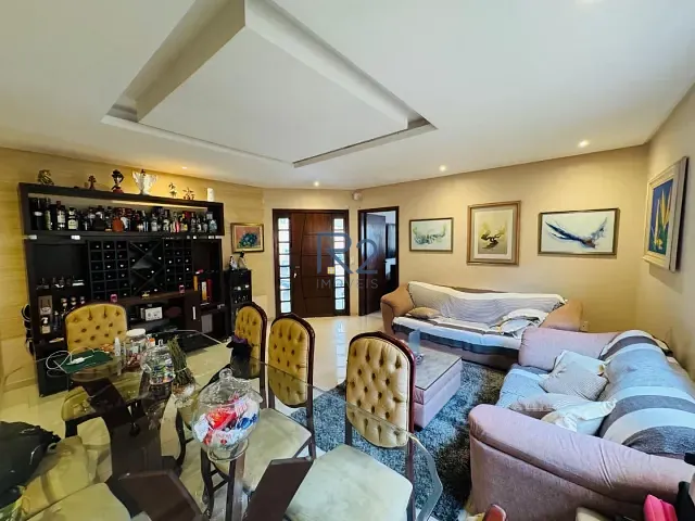 Casa com 600m² 4 quartos e 2 banheiros, à venda, no bairro Vicente Pires em Vicente Pires