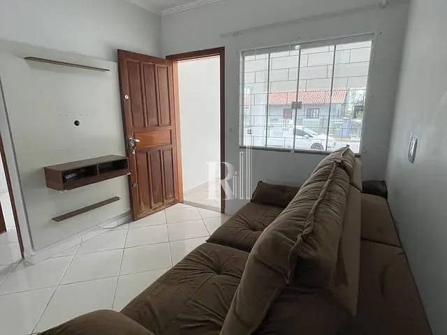 Casa com 180m² 2 quartos e 1 banheiro, à venda, no bairro Joaia em Tijucas