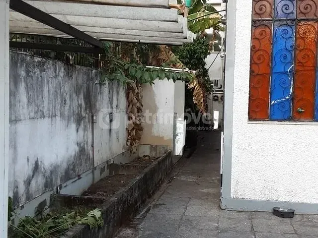 Casa com 597m², à venda ou para alugar, no bairro Freguesia (Jacarepaguá) em Rio de Janeiro