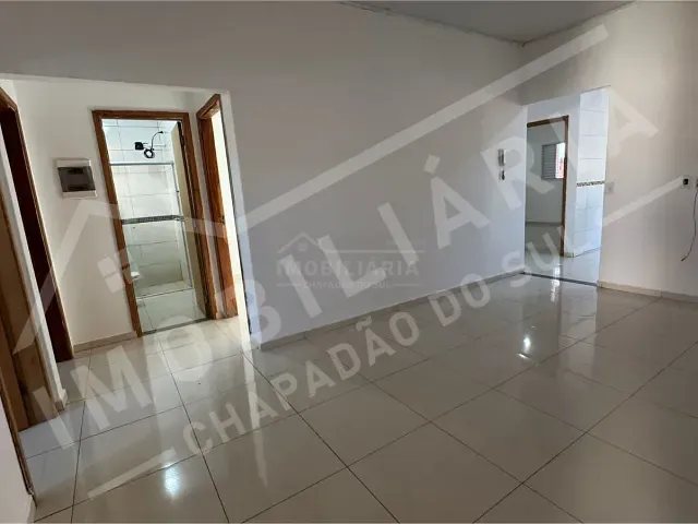 Casa 4 quartos e 1 banheiro, para alugar, no bairro ESPATÓDIA em Chapadão do Sul