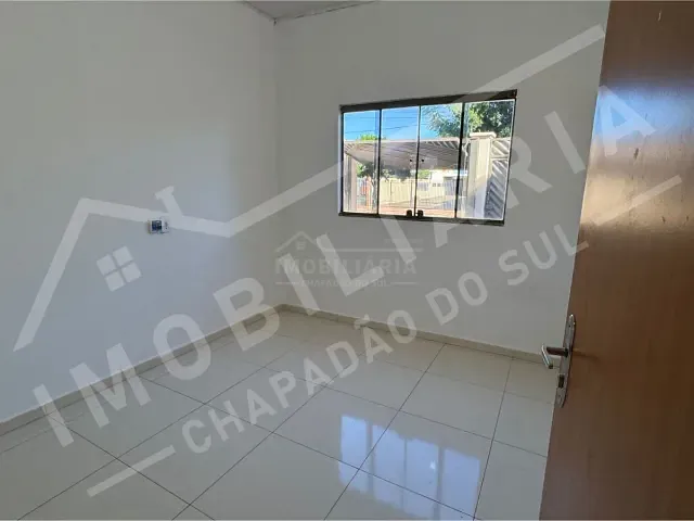 Casa 4 quartos e 1 banheiro, para alugar, no bairro ESPATÓDIA em Chapadão do Sul