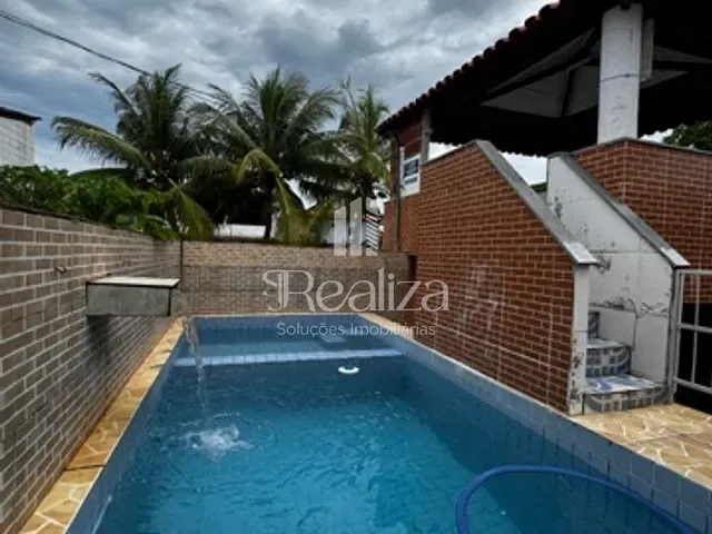 Casa 10 quartos e 11 banheiros, à venda ou para alugar, no bairro Olivença em Ilhéus