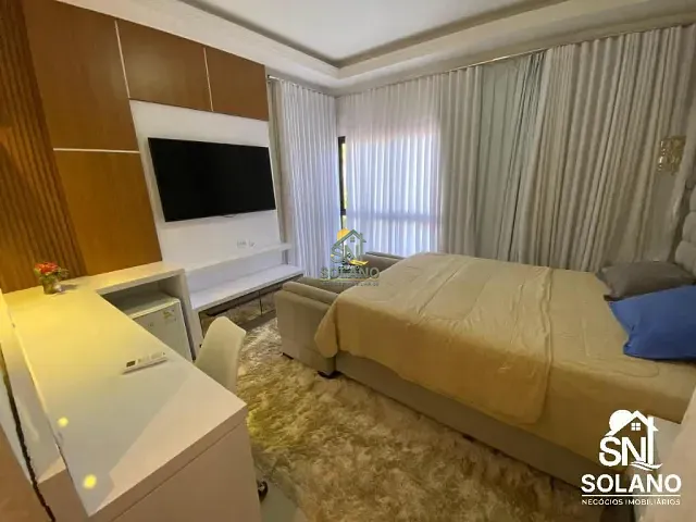 Casa com 525m² 3 quartos e 5 banheiros, à venda, no bairro Condomínio do Lago em Goiânia