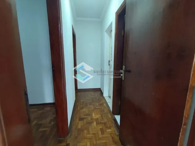 Casa com 202m² 3 quartos e 2 banheiros, à venda, no bairro Centro em Jacarezinho