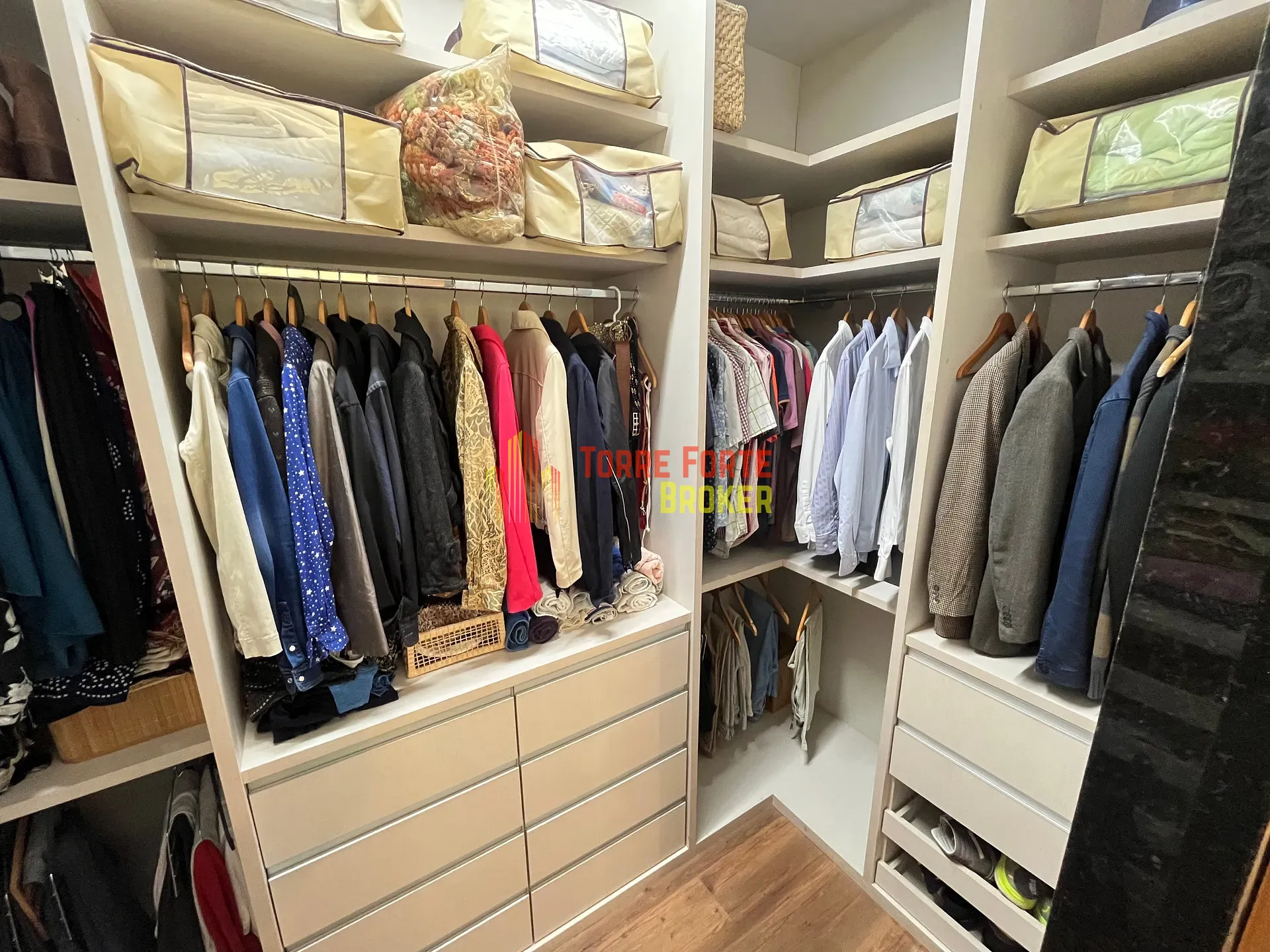 Casa, 4 quartos, 264 m² - Foto 21