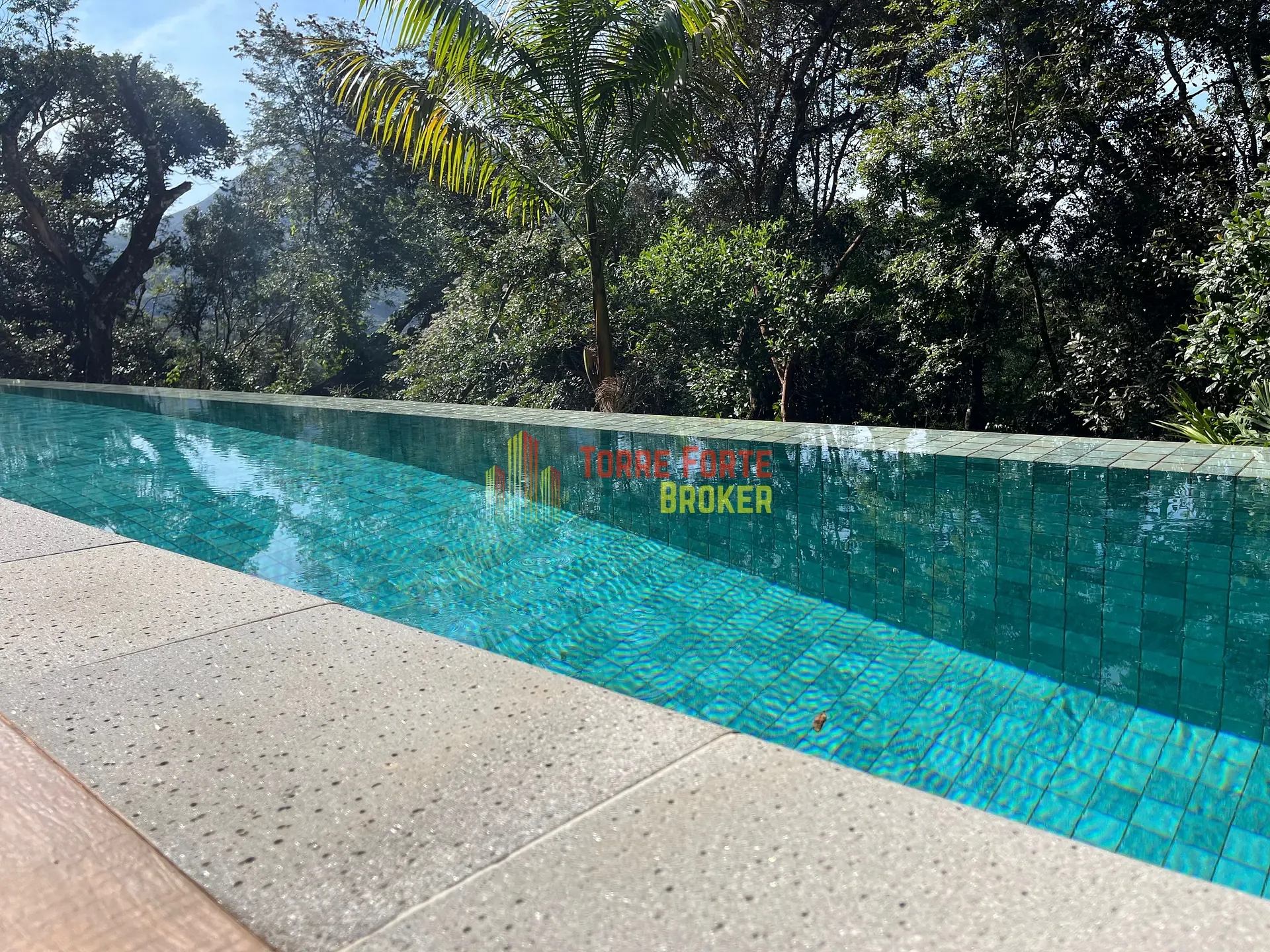 Casa, 4 quartos, 264 m² - Foto 1