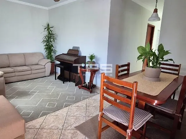 Casa com 250m² 3 quartos e 1 banheiro, à venda, no bairro Parque Residencial Beira Rio em Guaratinguetá