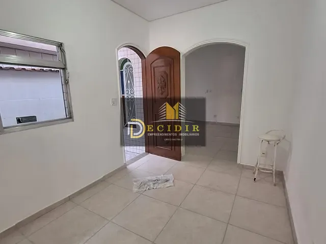 Casa com 80m² 3 quartos e 2 banheiros, para alugar, no bairro Vila Regente Feijó em São Paulo
