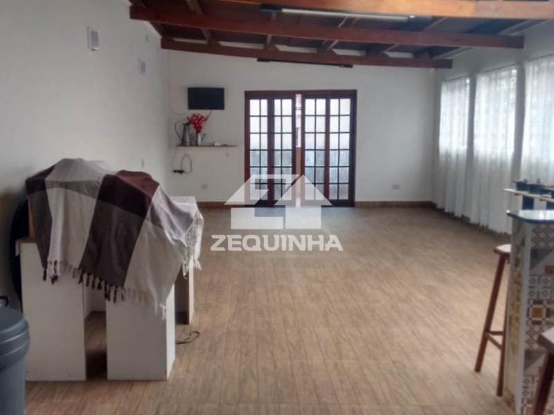 Casa, 2 quartos, 200 m² - Foto 9