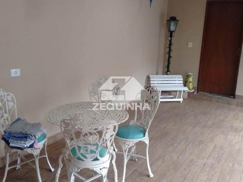 Casa, 2 quartos, 200 m² - Foto 8
