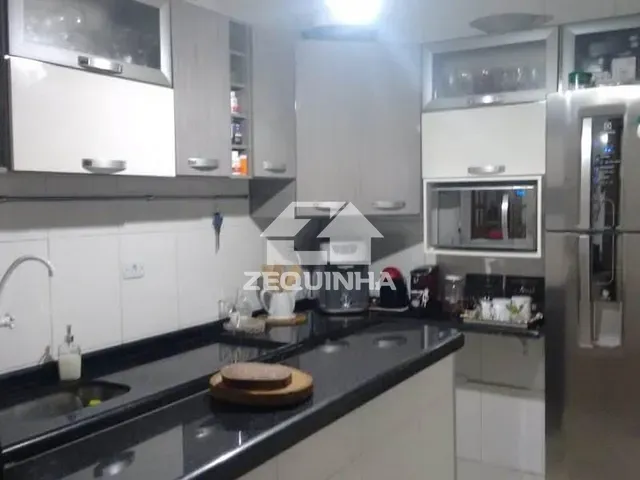 Casa com 125m² 2 quartos e 3 banheiros, à venda, no bairro Jardim Veloso em Osasco