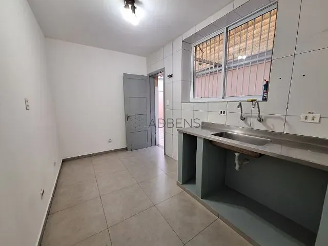 Casa 3 quartos e 3 banheiros, para alugar, no bairro Pinheiros em São Paulo