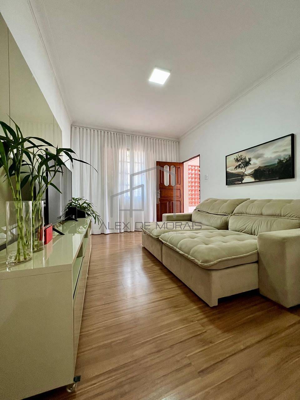 Casa, 4 quartos, 280 m² - Foto 1