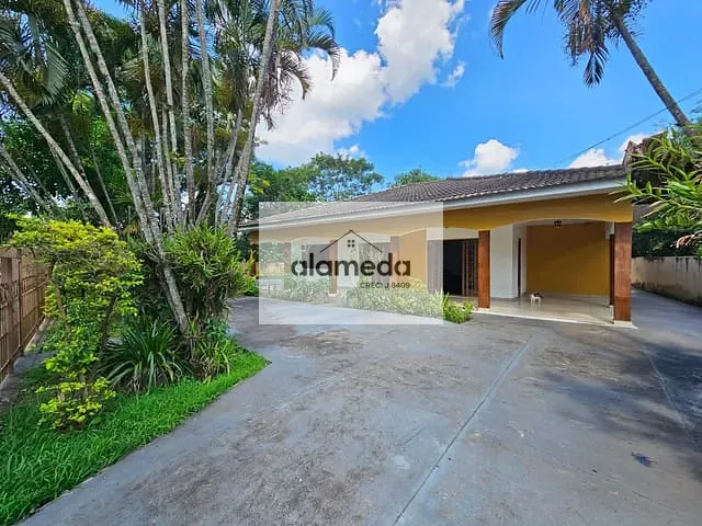 Casa com 473m² 3 quartos e 2 banheiros, à venda, no bairro VILA PRESTES em Jacarezinho