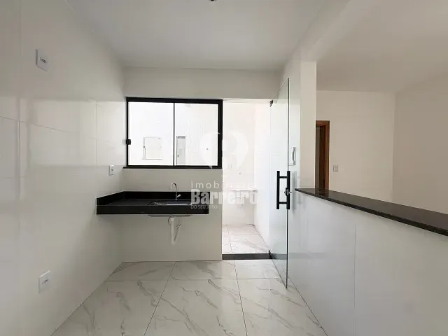 Casa 3 quartos e 1 banheiro, à venda, no bairro Eldorado (Parque Durval de Barros) em Ibirité