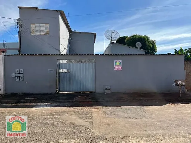 Casa com 360m² 2 quartos e 1 banheiro, à venda, no bairro Lourdes em Anápolis