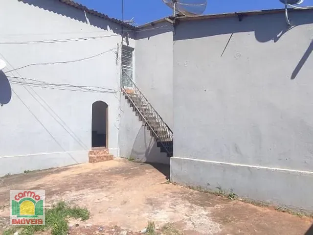 Casa com 360m² 2 quartos e 1 banheiro, à venda, no bairro Lourdes em Anápolis