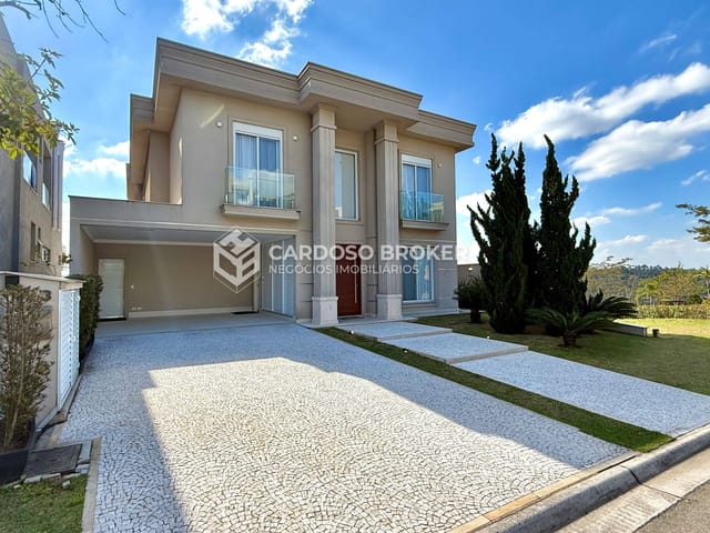 Casa com 514m² 4 quartos e 6 banheiros, à venda, no bairro Alphaville em Santana de Parnaíba