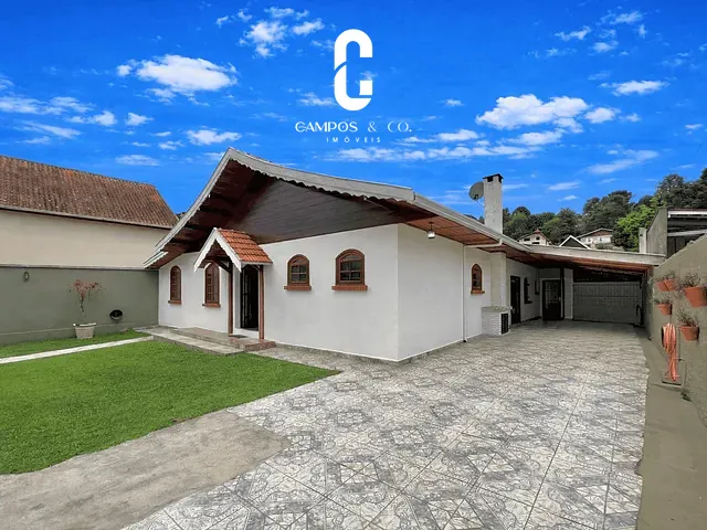 Casa com 555m² 4 quartos e 3 banheiros, à venda, no bairro Vila Paulista em Campos Do Jordão