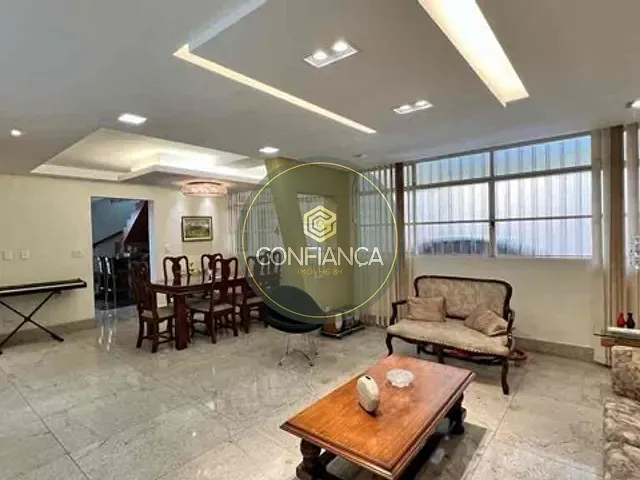Casa com 360m² 5 quartos e 5 banheiros, à venda, no bairro Santa Inês em Belo Horizonte