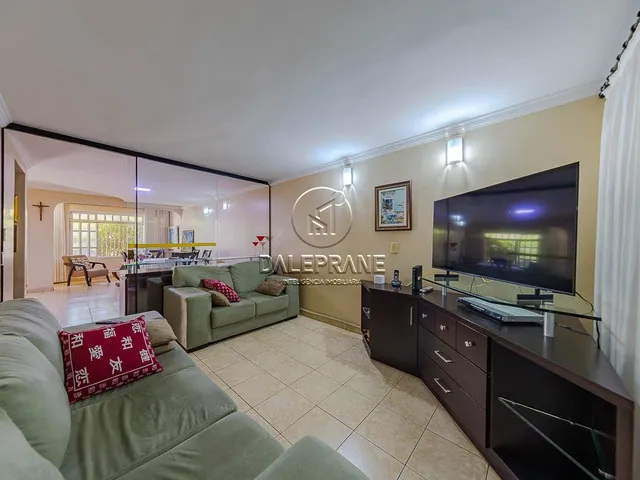 Casa 4 quartos e 4 banheiros, à venda, no bairro Asa Sul em Brasília