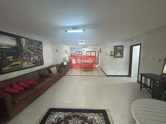 Casa 3 quartos e 2 banheiros, à venda, no bairro Praia Alegre em Penha