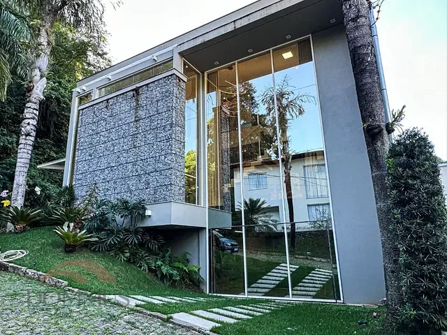 Casa com 200m² 4 quartos e 4 banheiros, à venda, no bairro Barra Alegre em Ipatinga