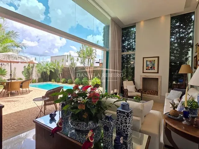Casa com 360m² 3 quartos e 4 banheiros, à venda, no bairro Condomínio Royal Golf Residence em Londrina