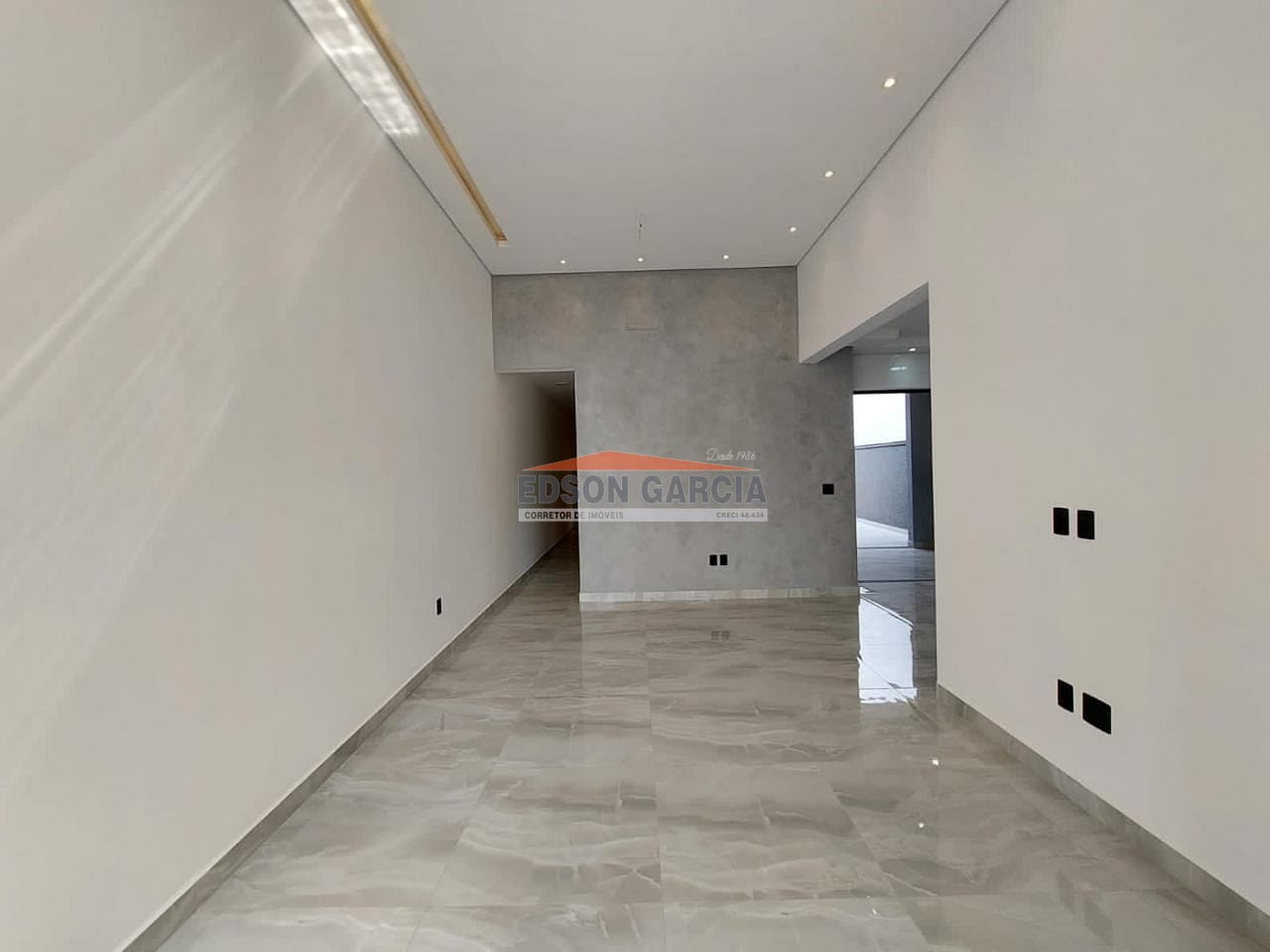 Casa à venda com 3 quartos, 145m² - Foto 3