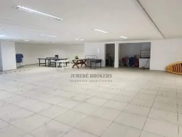 Casa 5 quartos e 6 banheiros, à venda, no bairro Jurerê Internacional em Florianópolis
