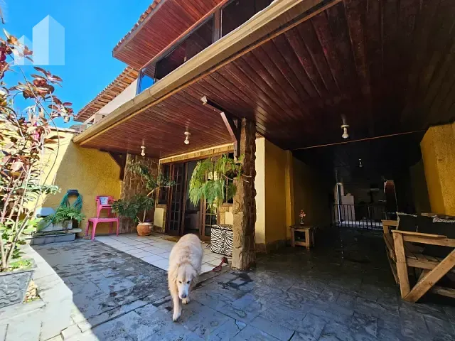 Casa com 160m² 4 quartos e 5 banheiros, à venda, no bairro da Luz em Nova Iguaçu
