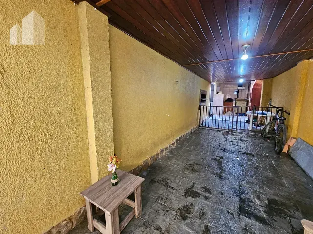 Casa com 160m² 4 quartos e 5 banheiros, à venda, no bairro da Luz em Nova Iguaçu