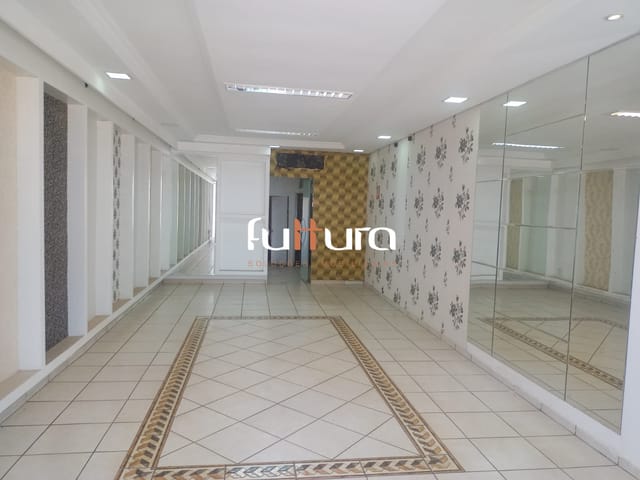 Casa com 488m², à venda, no bairro Setor Sul em Goiânia