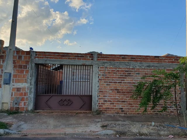 Casa com 162m² 2 quartos e 1 banheiro, para alugar, no bairro Residencial Portal do Parque III em Birigui