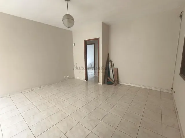 Casa com 300m² 3 quartos e 2 banheiros, à venda, no bairro Vila Pirajussara em São Paulo