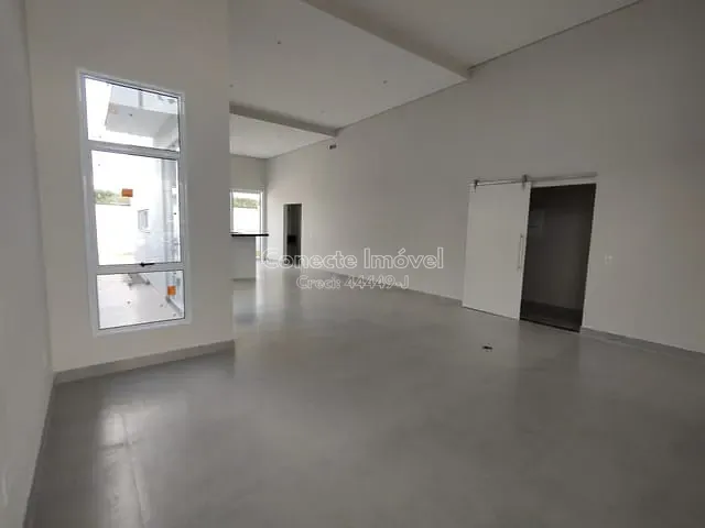 Casa com 360m² 3 quartos e 4 banheiros, à venda, no bairro Residencial Portal do Sol em Holambra