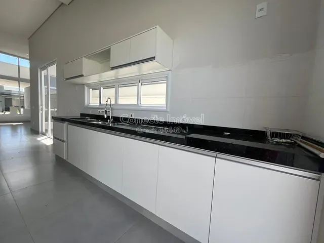 Casa com 360m² 3 quartos e 4 banheiros, à venda, no bairro Residencial Portal do Sol em Holambra