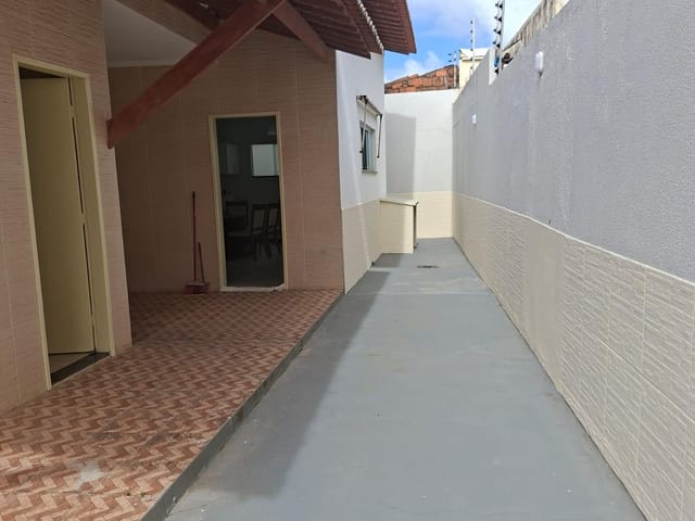 Casa com 444m² 3 quartos e 4 banheiros, à venda, no bairro Robalo em Aracaju
