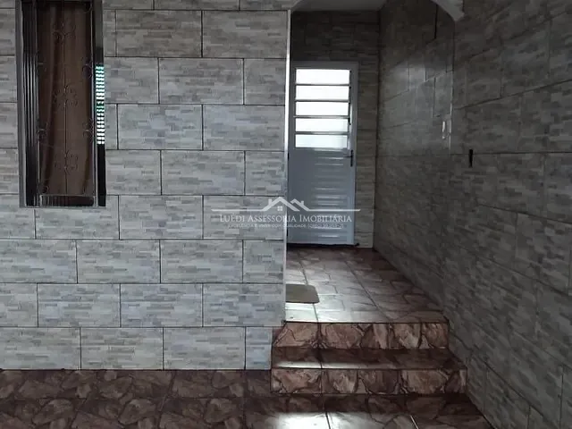 Casa com 250m² 4 quartos e 3 banheiros, à venda, no bairro Parque dos Bancários em São Paulo